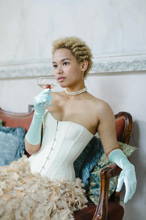 The Timeless Appeal of Corsets: A Look at the Latest Trends and Styles