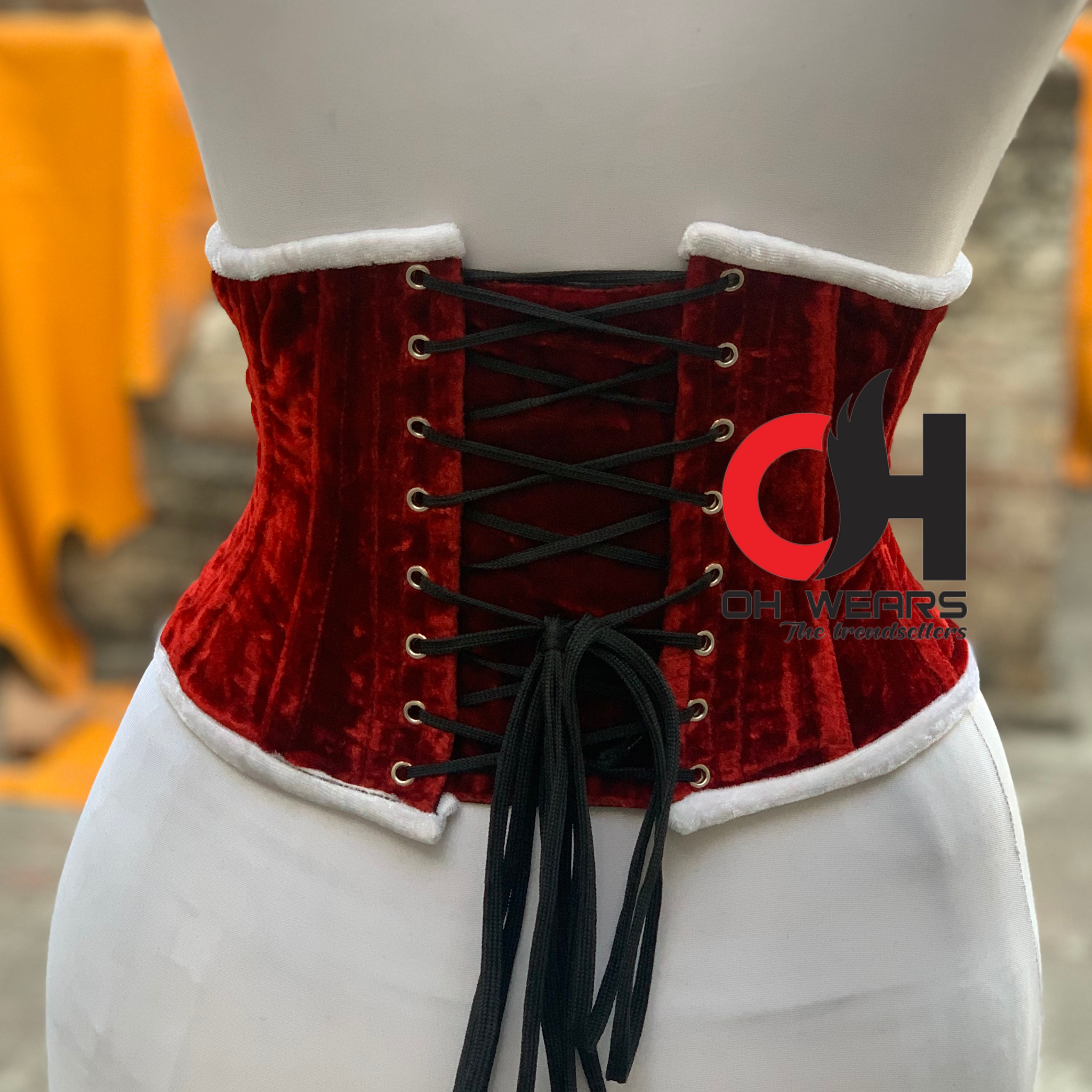 Bustier corsé navideño rojo con detalles de bastón de caramelo