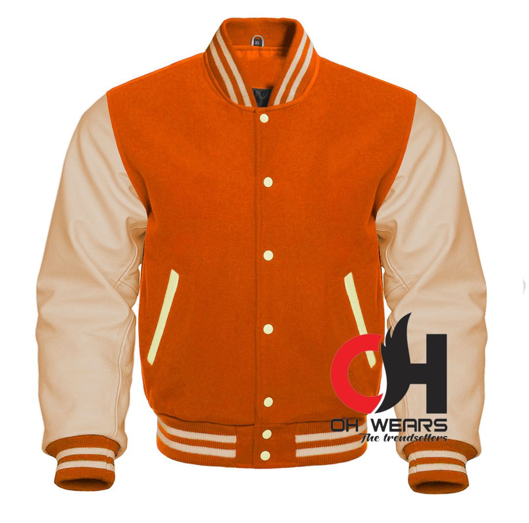 Chaqueta Varsity con mangas de lana naranja y cuero genuino color crema 