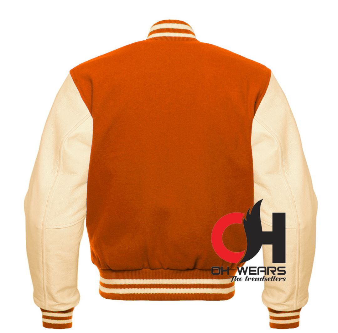 Chaqueta Varsity con mangas de lana naranja y cuero genuino color crema 